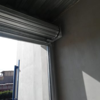 constructora_green-cortina_metalica_enrollable_cft_acacias-1